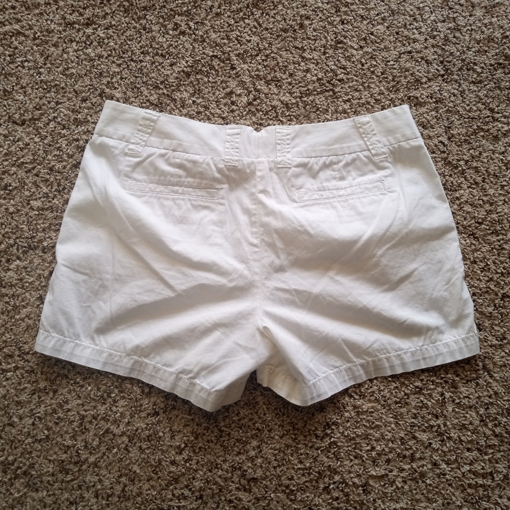 J.Crew Women's Classic Twill Broken-In Chino Short White Size Large 12 - Picture 4 of 8